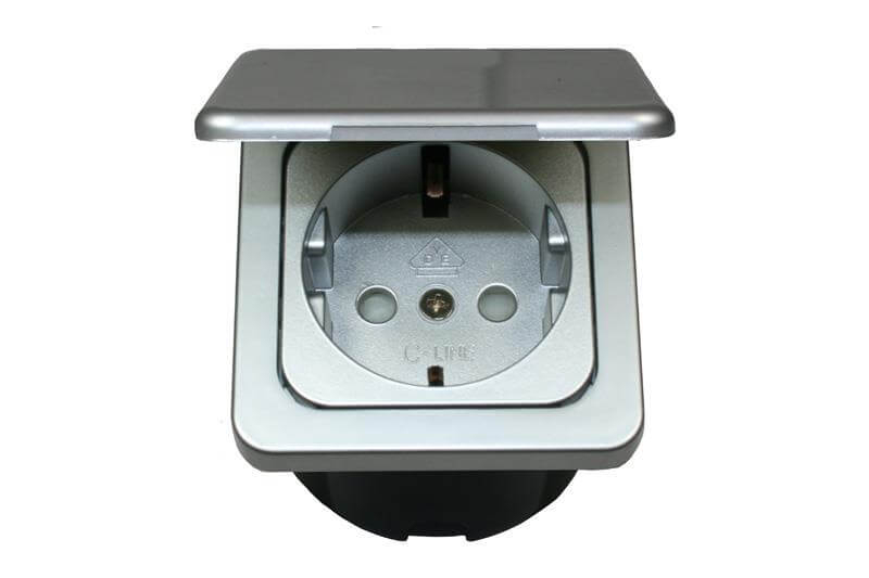 C-Line Schuko Steckdose 230V für Wohnwagen mit Opal Klappdeckel silber