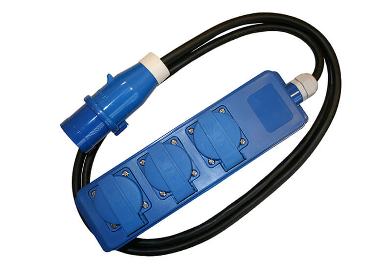 Quatro Unit CEE 4-fach Schuko Steckdosenleiste mit 1.5m Kabel