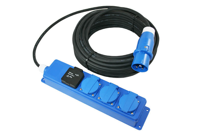 Quatro Unit CEE 3 fach Schuko Steckdosenleiste und USB ports mit 20m Kabel und CEE Stecker