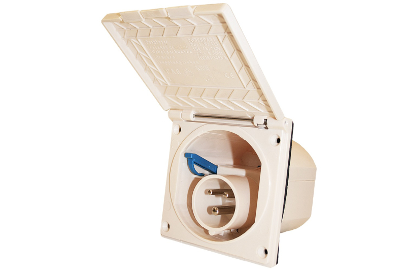 Standard Line CEE Aussensteckdose beige