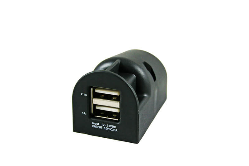 12V USB AUFBAU-STECKDOSE 2x USB